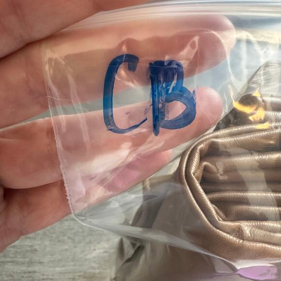 Abercrombie & Fitch The 90s Straight Ultra High Rise Faux Leather Pants Brown 6S - Picture 10 of 10